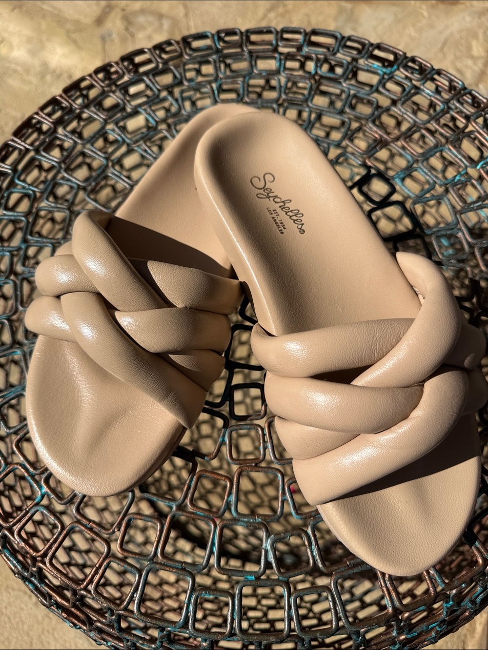 Seychelles Low Key Glow Up Slides